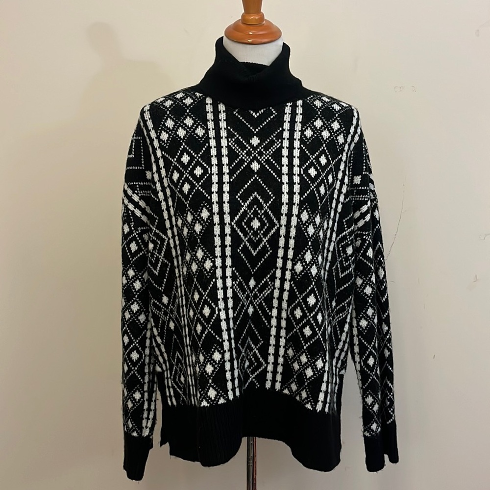 Loft Black & White Argyle Turtleneck Ski Sweater Size Large